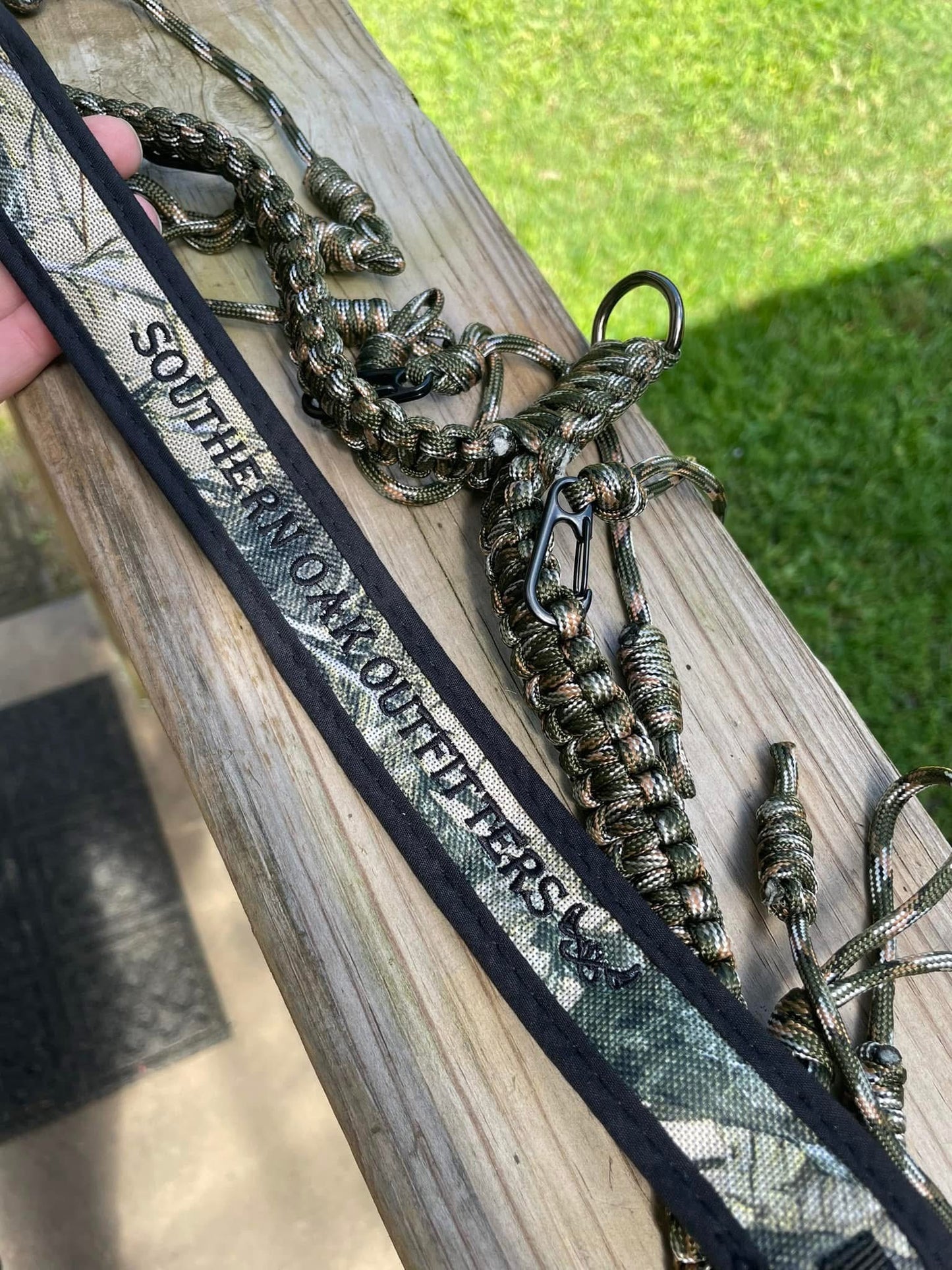 Southern Oak Outfitters Multi-Loop Lanyard